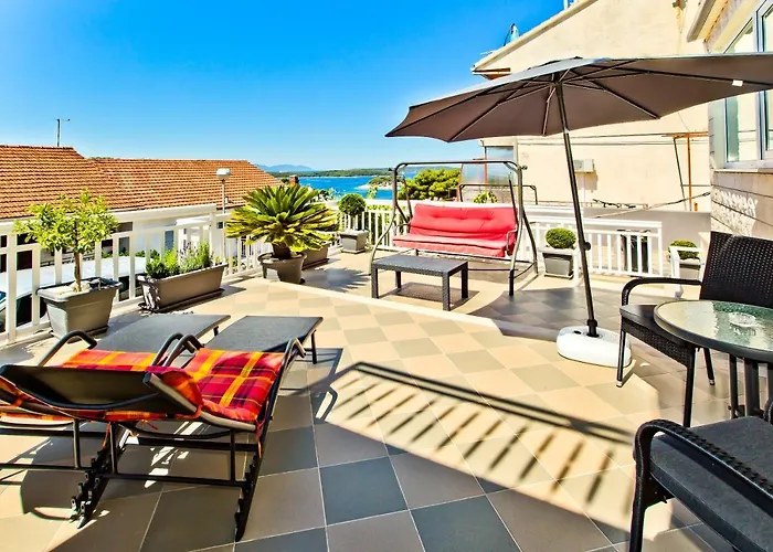 Διαμέρισμα Dorijan In Beautiful House Χβαρ